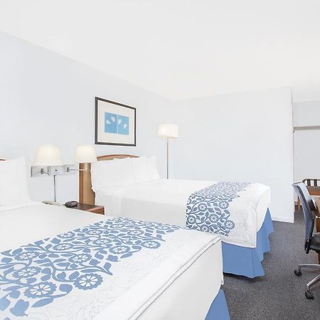 Days Inn By Wyndham Emporia Kültér fotó